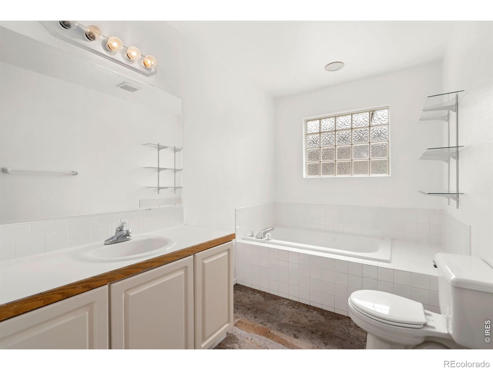 MLS Image #30 for 910 n 7th place,johnstown, Colorado