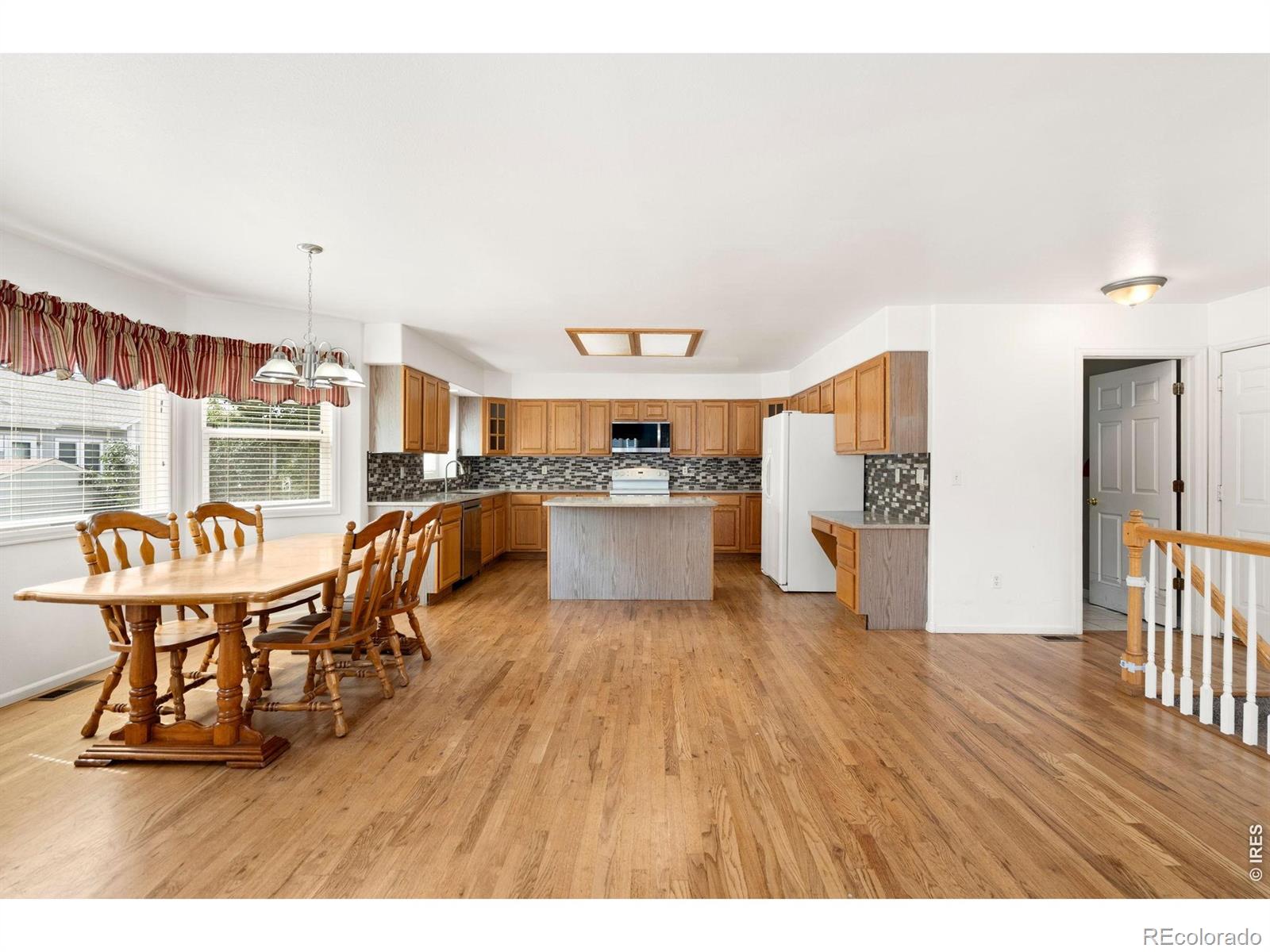 MLS Image #9 for 910 n 7th place,johnstown, Colorado