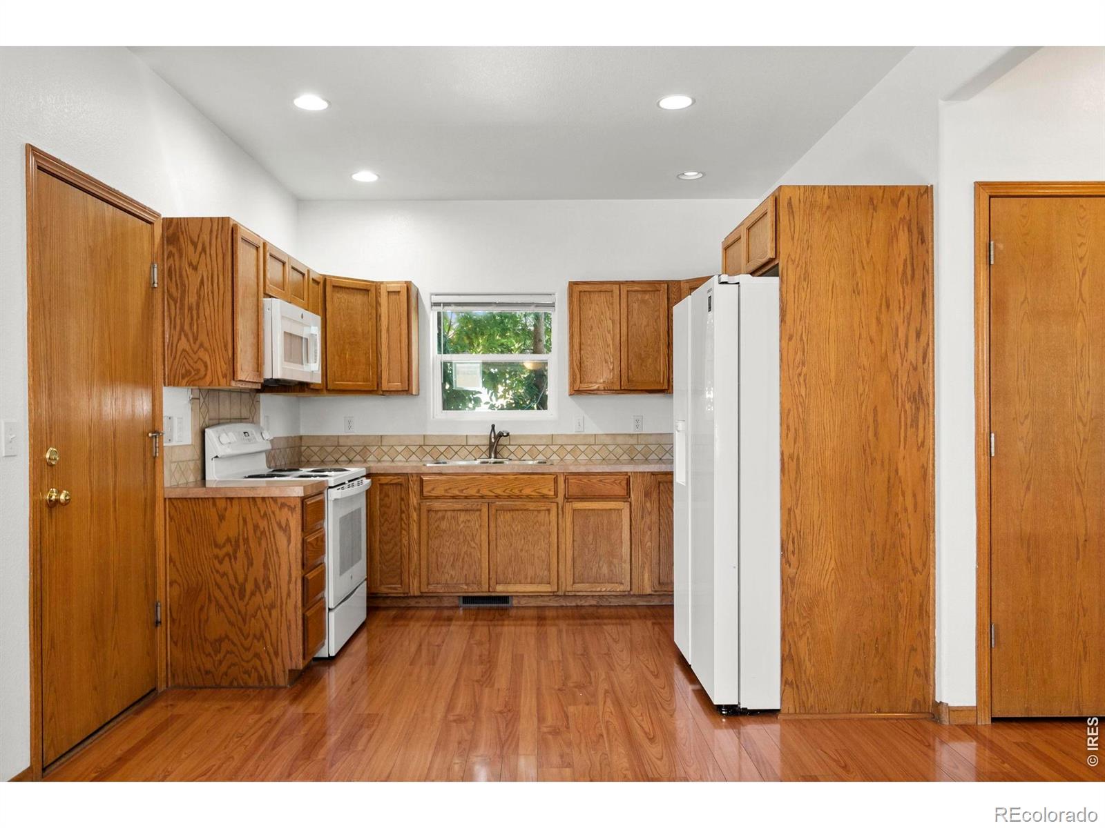MLS Image #10 for 1756 e 11th street,loveland, Colorado