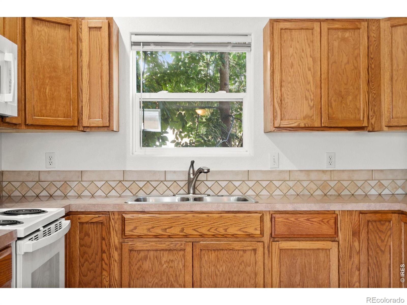 MLS Image #13 for 1756 e 11th street,loveland, Colorado