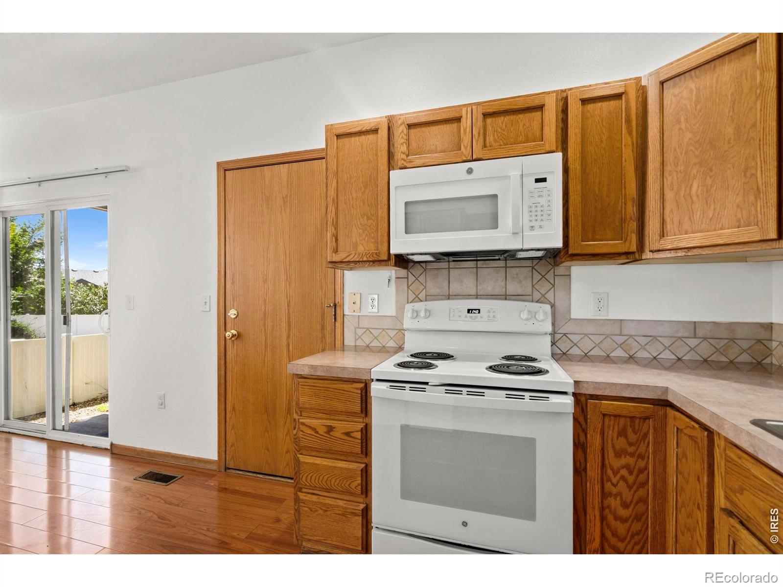 MLS Image #14 for 1756 e 11th street,loveland, Colorado
