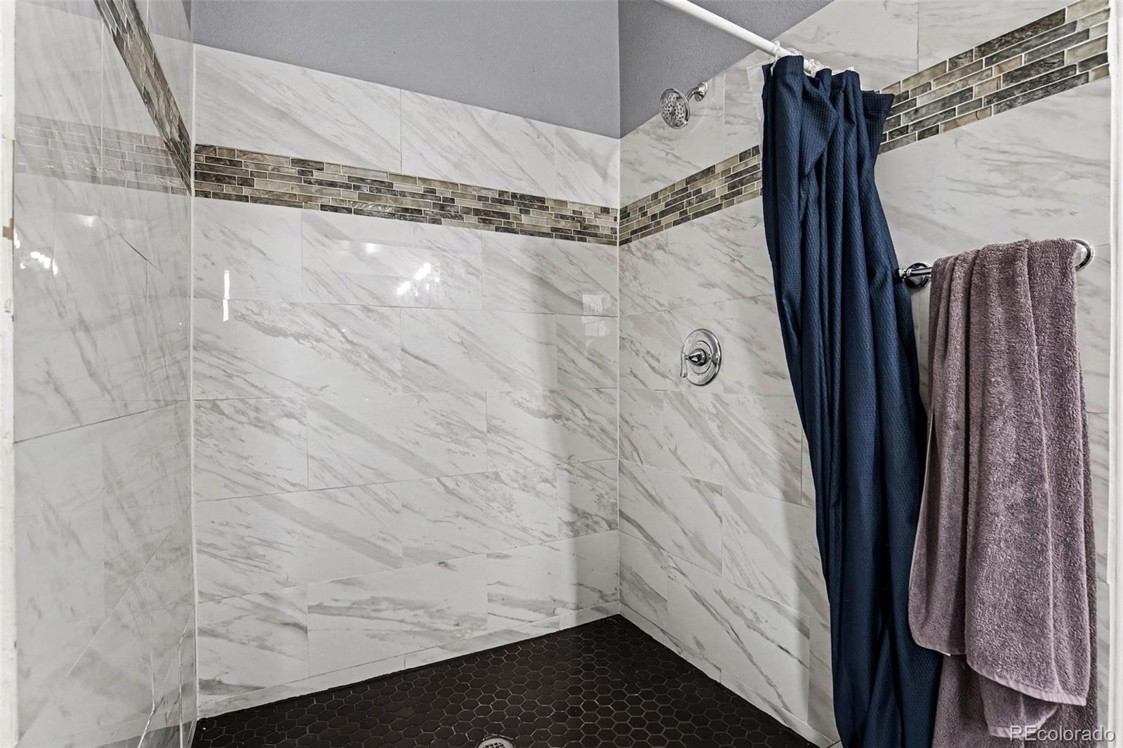 MLS Image #12 for 2301  florence street,aurora, Colorado
