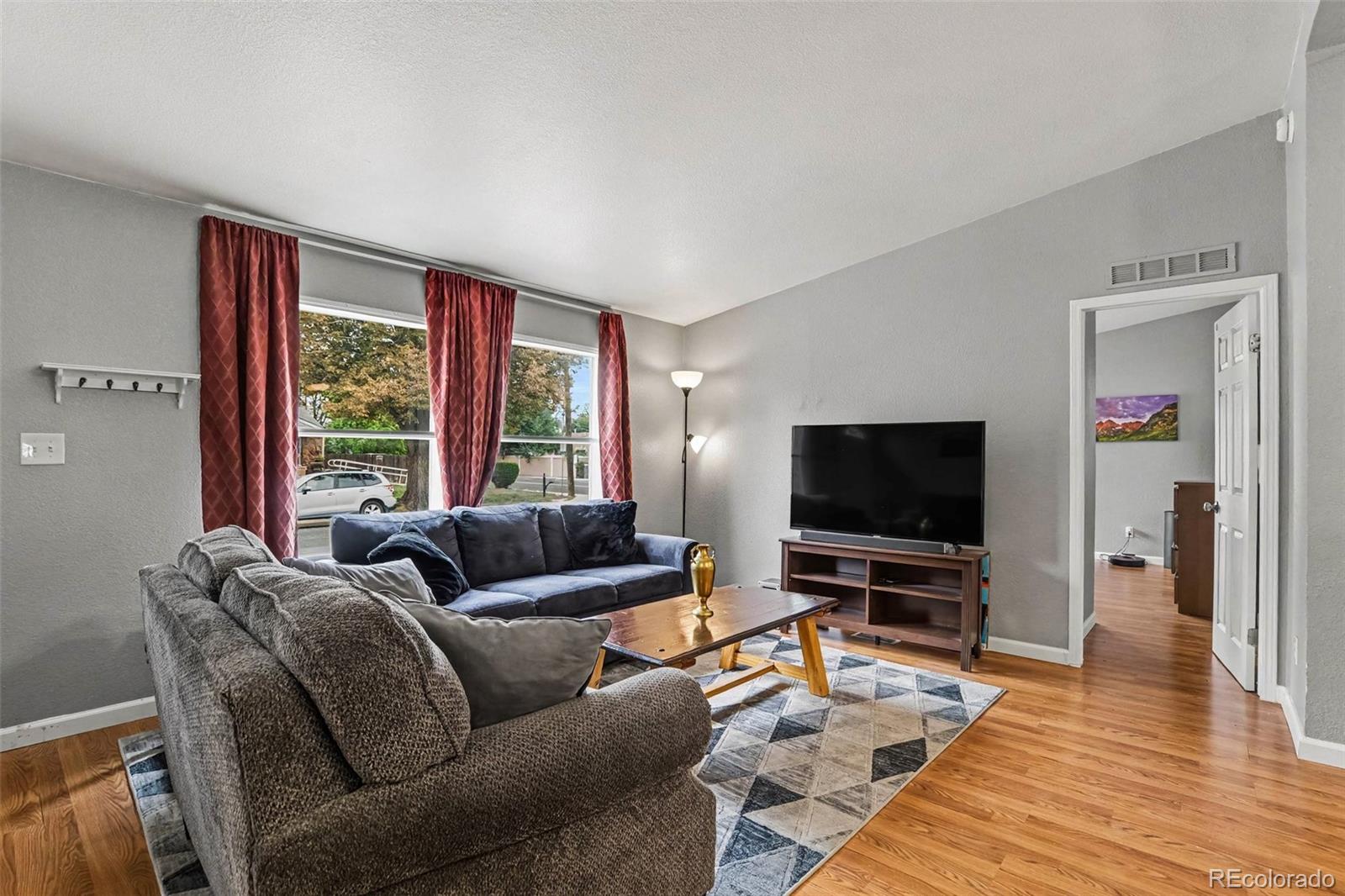 MLS Image #8 for 2301  florence street,aurora, Colorado