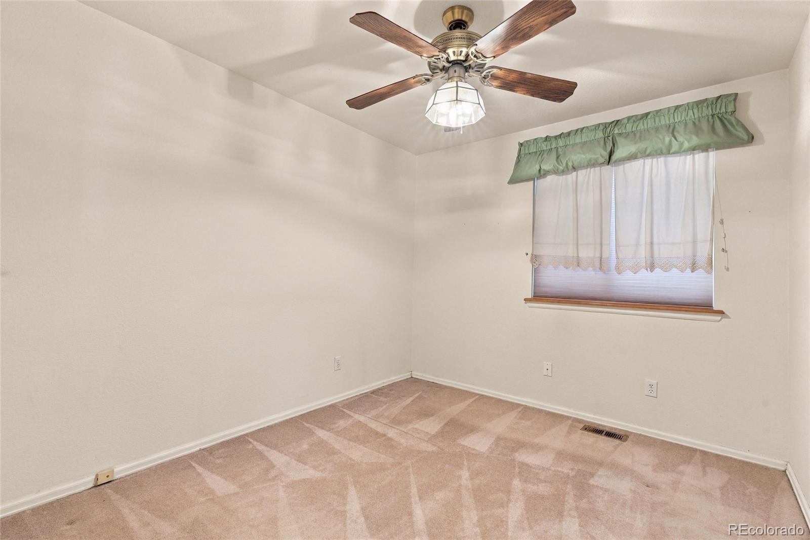 MLS Image #10 for 10989  gray circle,broomfield, Colorado