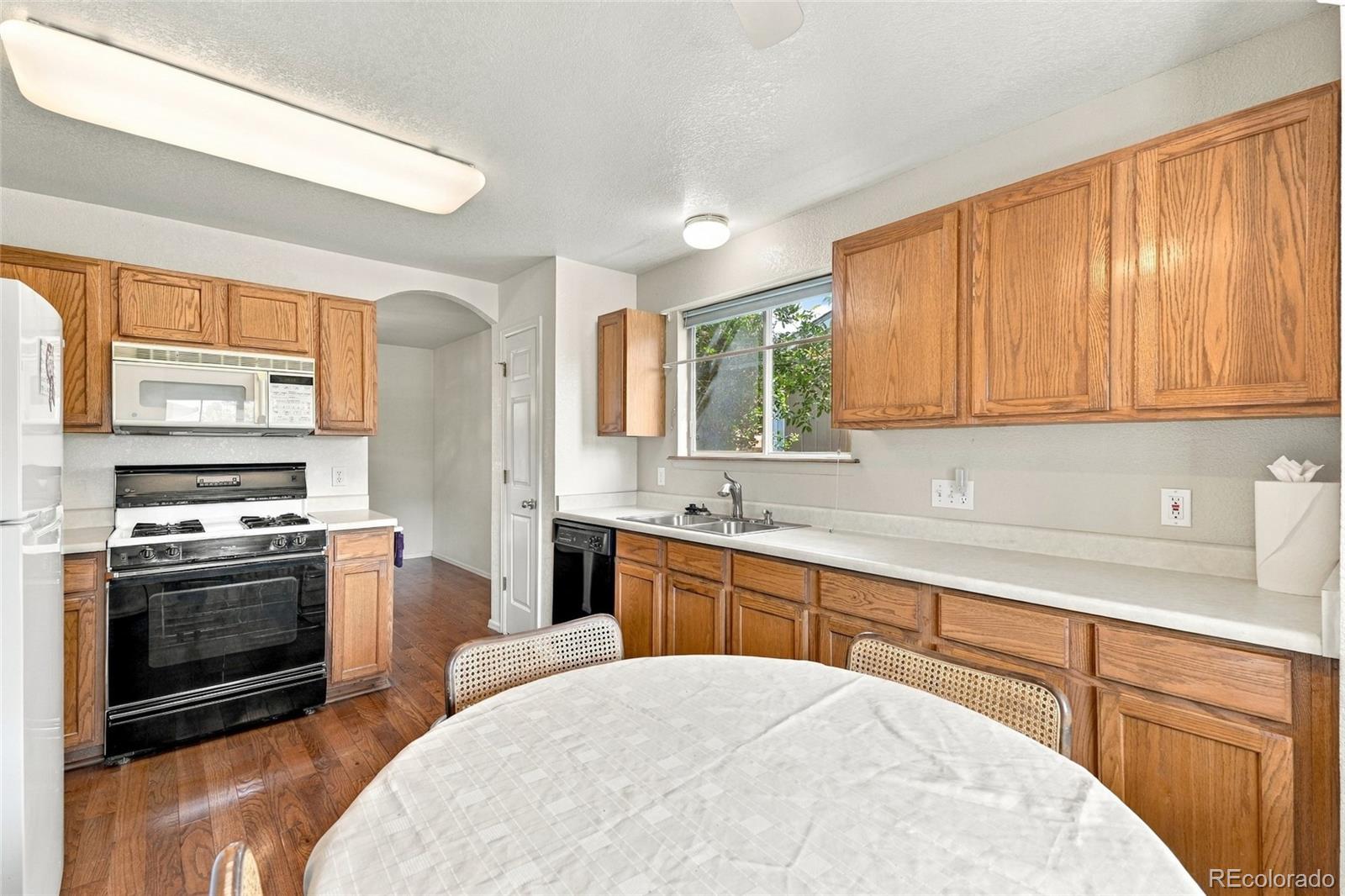 MLS Image #3 for 10989  gray circle,broomfield, Colorado