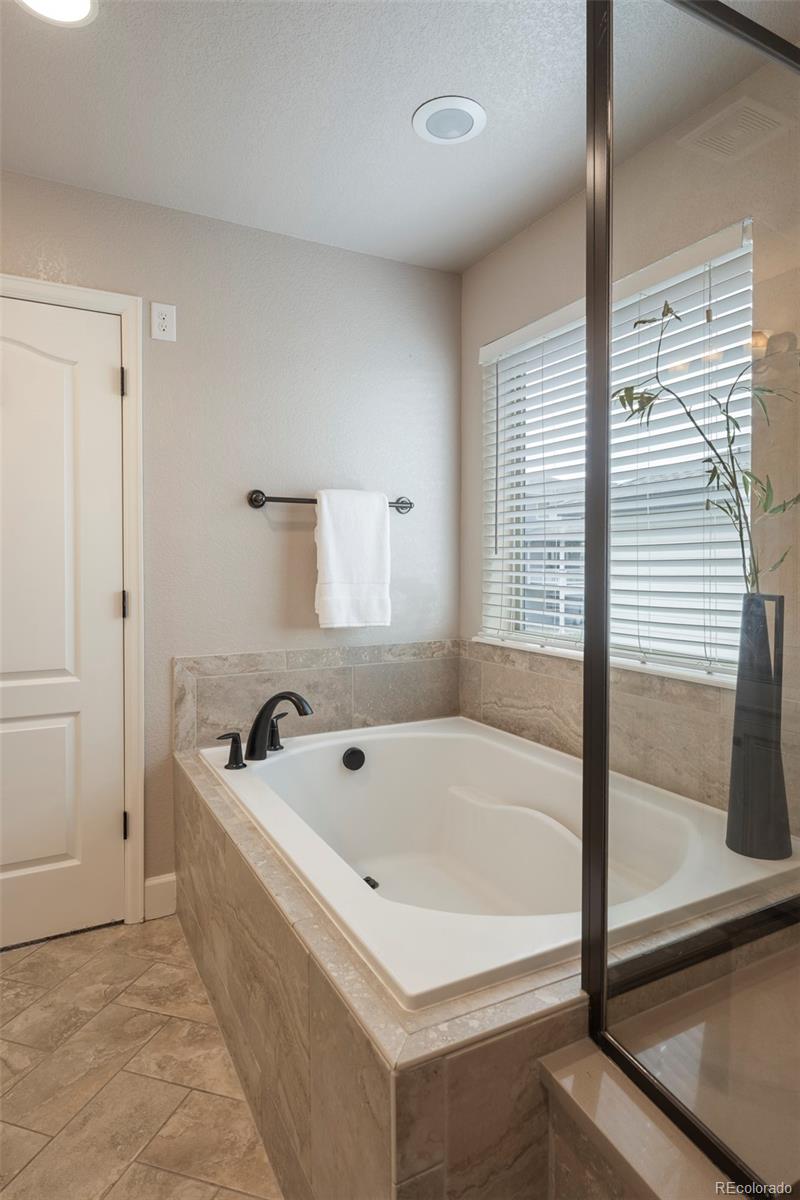 MLS Image #27 for 17039 w 86th place,arvada, Colorado