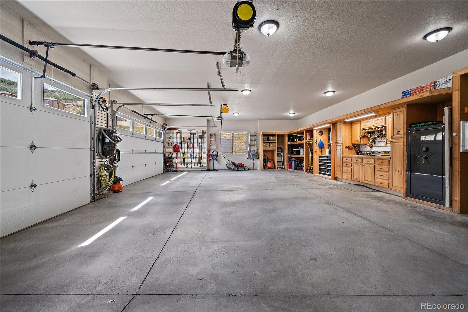 MLS Image #47 for 5375  country club drive,larkspur, Colorado