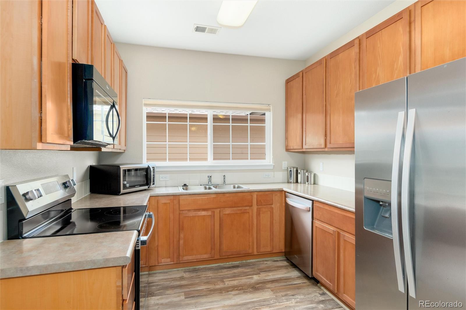 MLS Image #10 for 23450 e 5th drive 101,aurora, Colorado