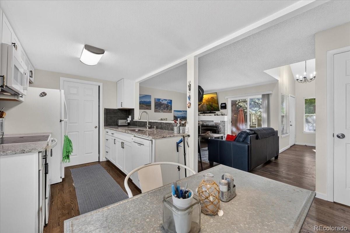 MLS Image #14 for 2011 s helena street d,aurora, Colorado