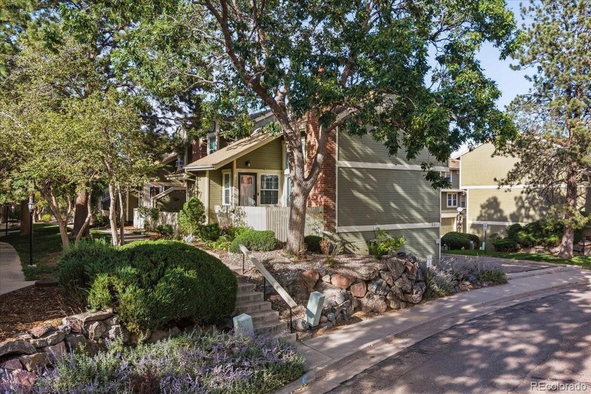 MLS Image #30 for 2011 s helena street d,aurora, Colorado