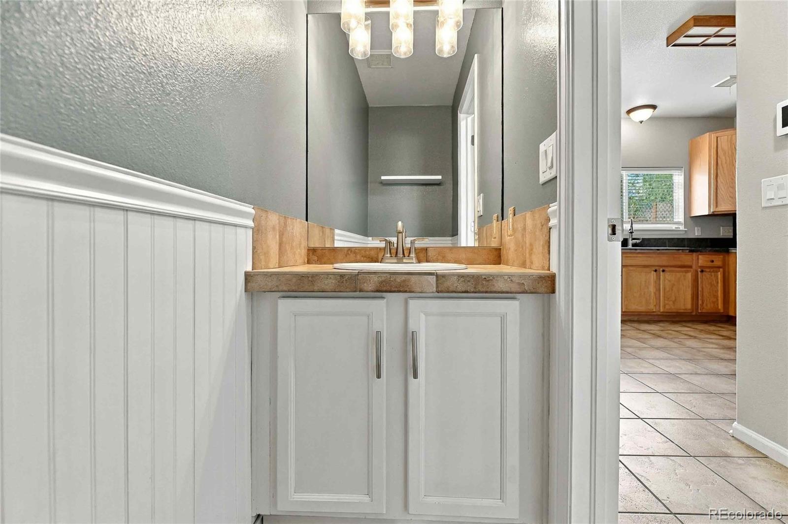 MLS Image #12 for 19408 e 59th ,aurora, Colorado