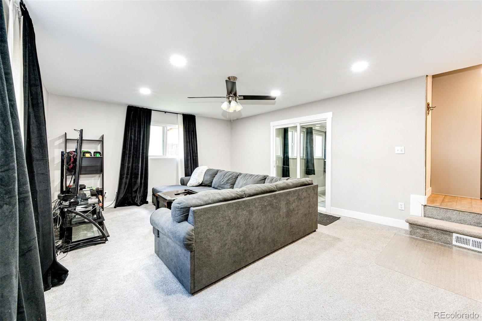 MLS Image #12 for 8218  high street,denver, Colorado