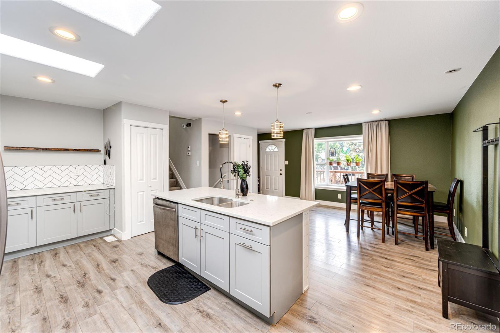 MLS Image #7 for 8218  high street,denver, Colorado