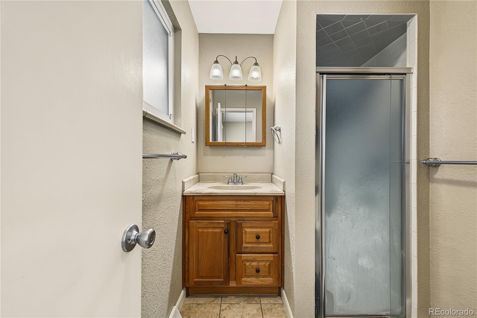 MLS Image #14 for 13196 e 6th place,aurora, Colorado