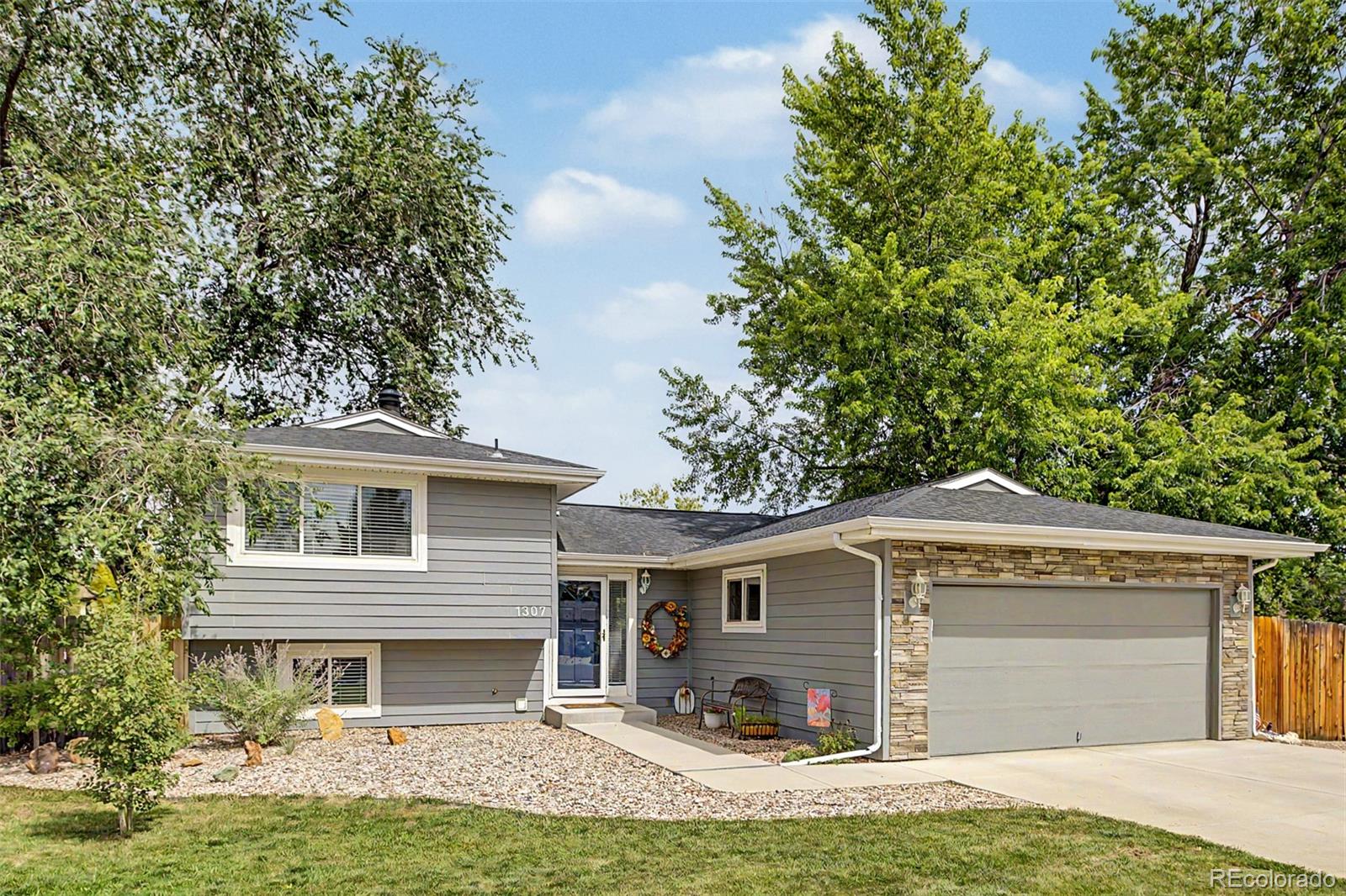 MLS Image #2 for 1307  ellen place,loveland, Colorado