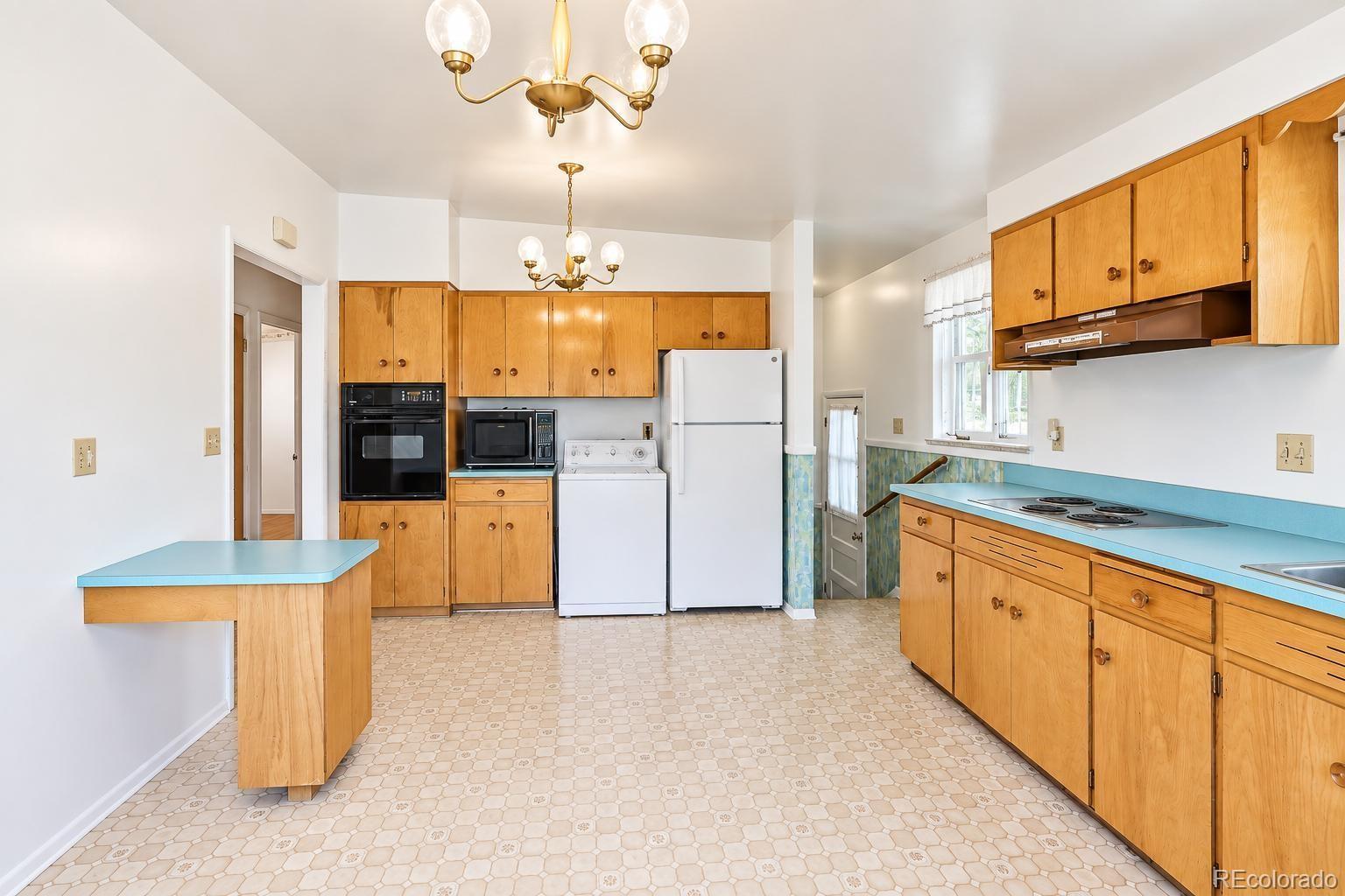 MLS Image #15 for 1018 s krameria street,denver, Colorado