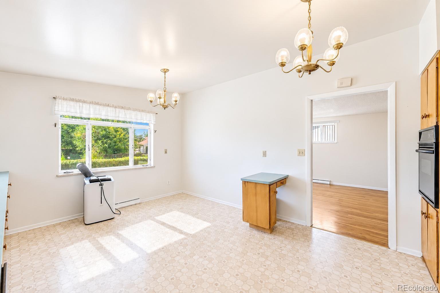 MLS Image #17 for 1018 s krameria street,denver, Colorado