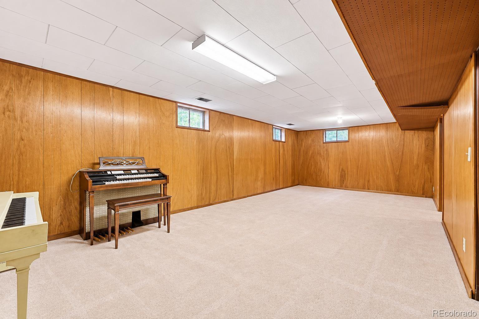 MLS Image #31 for 1018 s krameria street,denver, Colorado