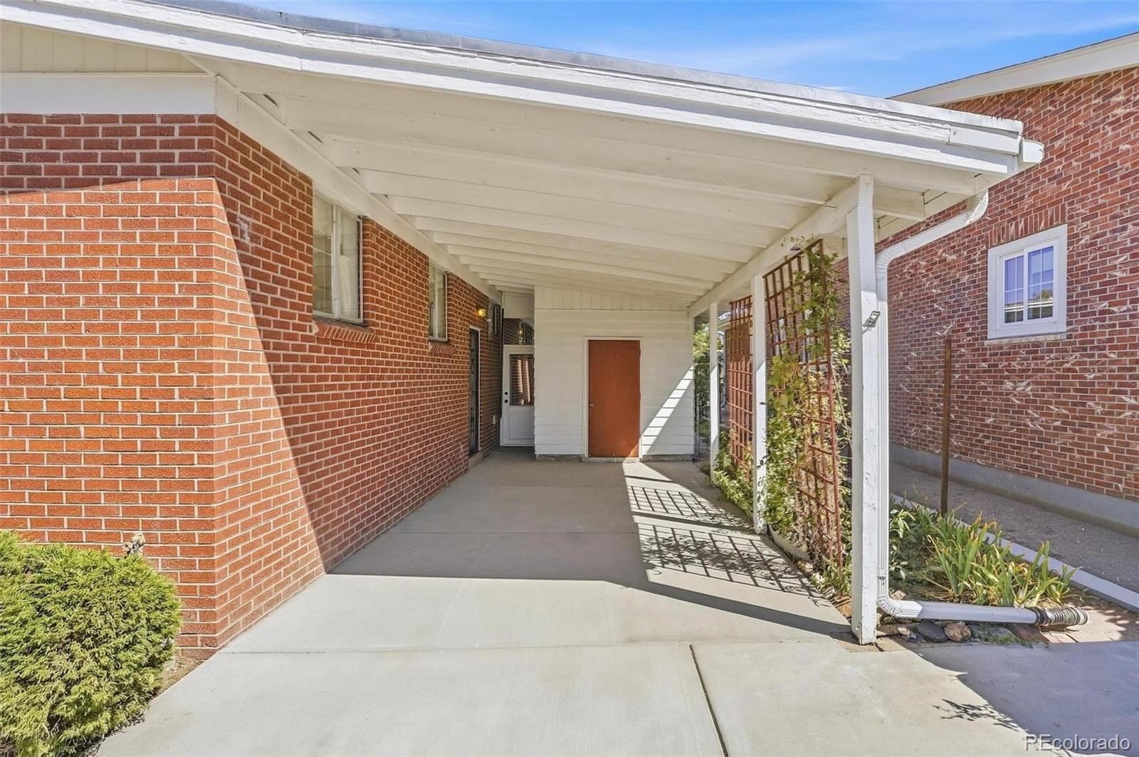 MLS Image #6 for 1018 s krameria street,denver, Colorado