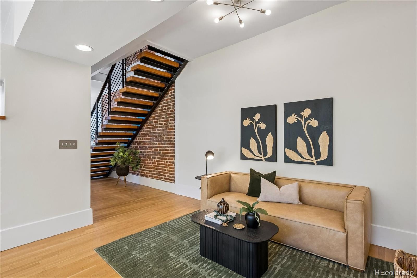 MLS Image #14 for 2502 n clarkson street,denver, Colorado