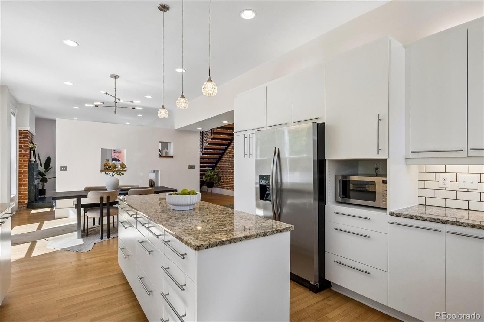 MLS Image #3 for 2502 n clarkson street,denver, Colorado