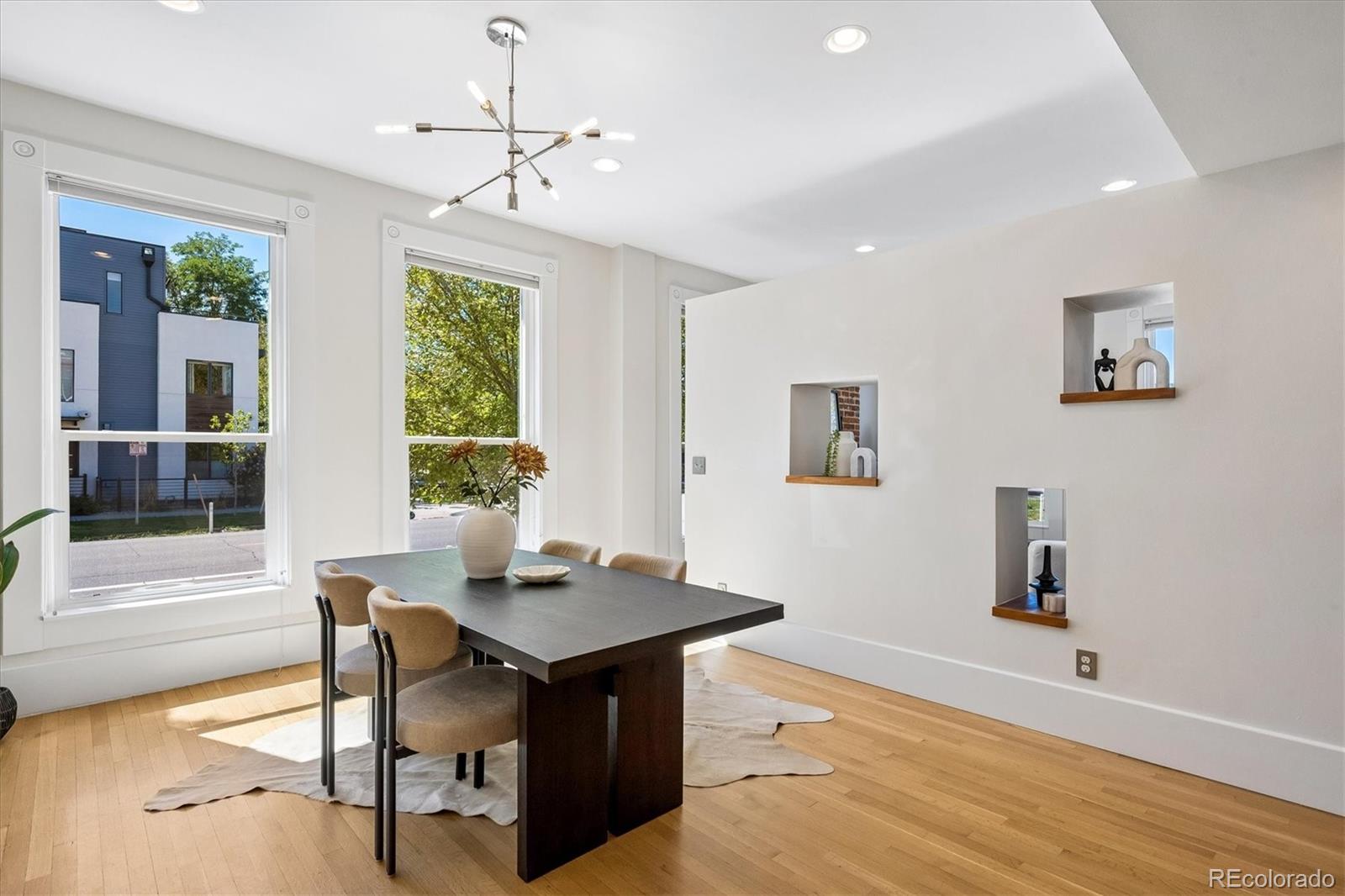 MLS Image #6 for 2502 n clarkson street,denver, Colorado