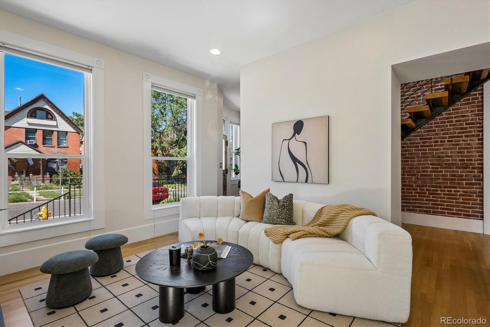 MLS Image #9 for 2502 n clarkson street,denver, Colorado