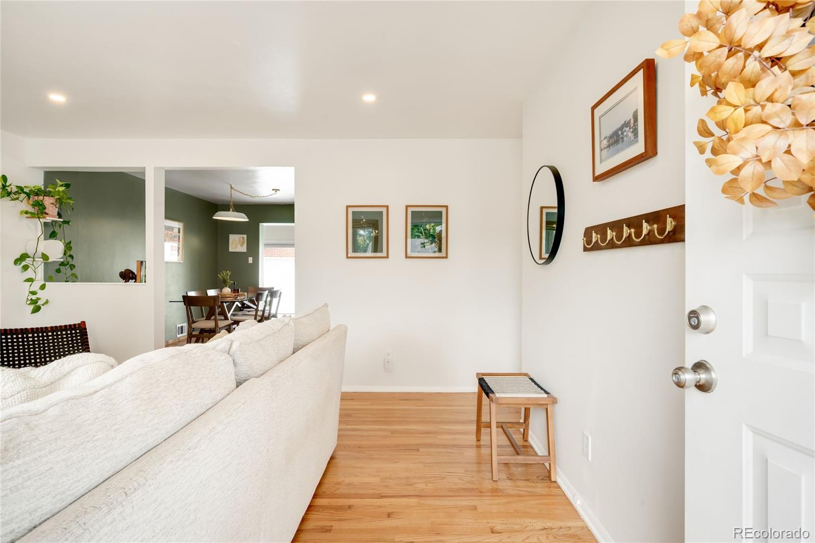 MLS Image #3 for 3250 s utica street,denver, Colorado