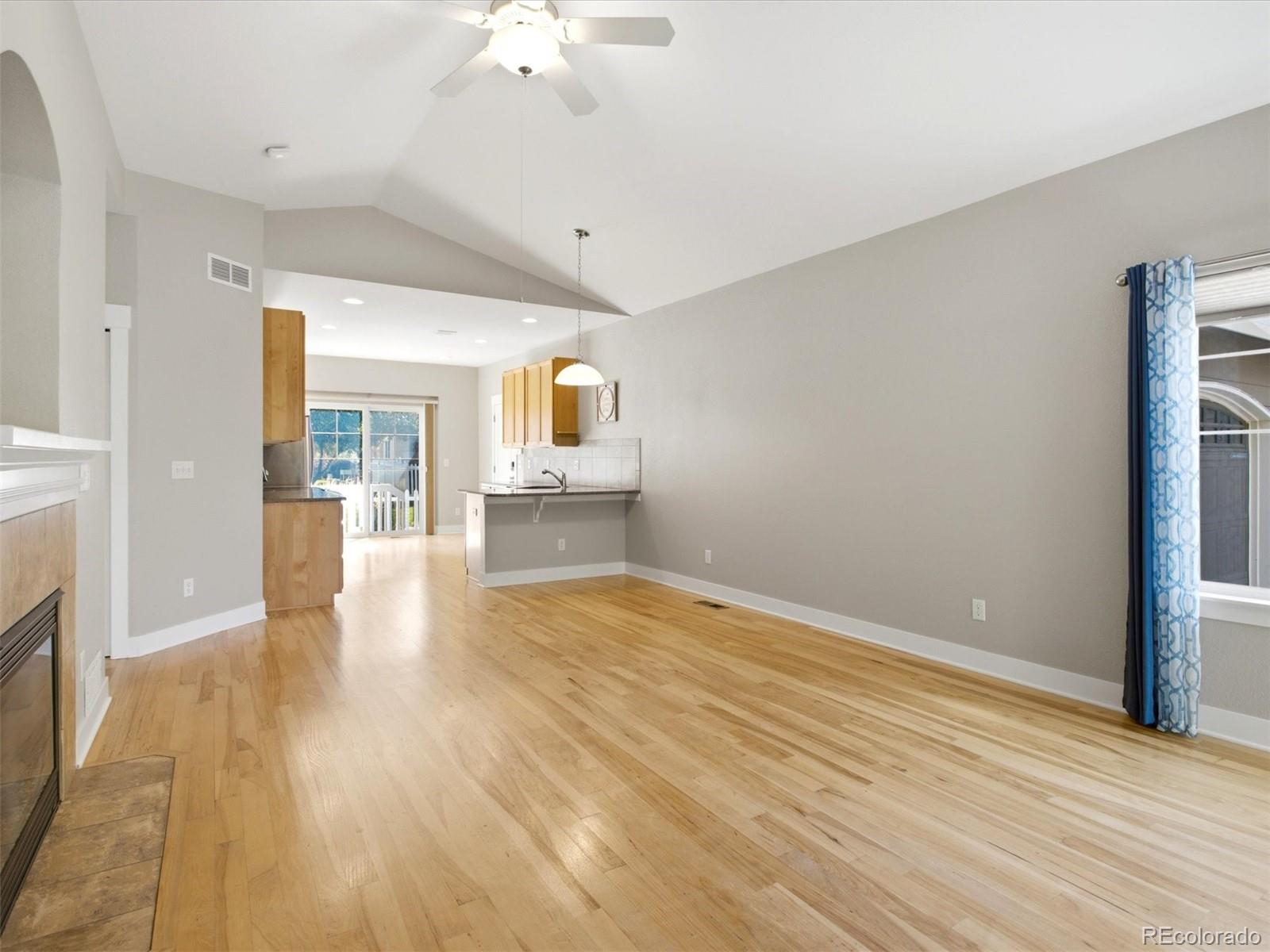 MLS Image #11 for 1021  village circle,erie, Colorado