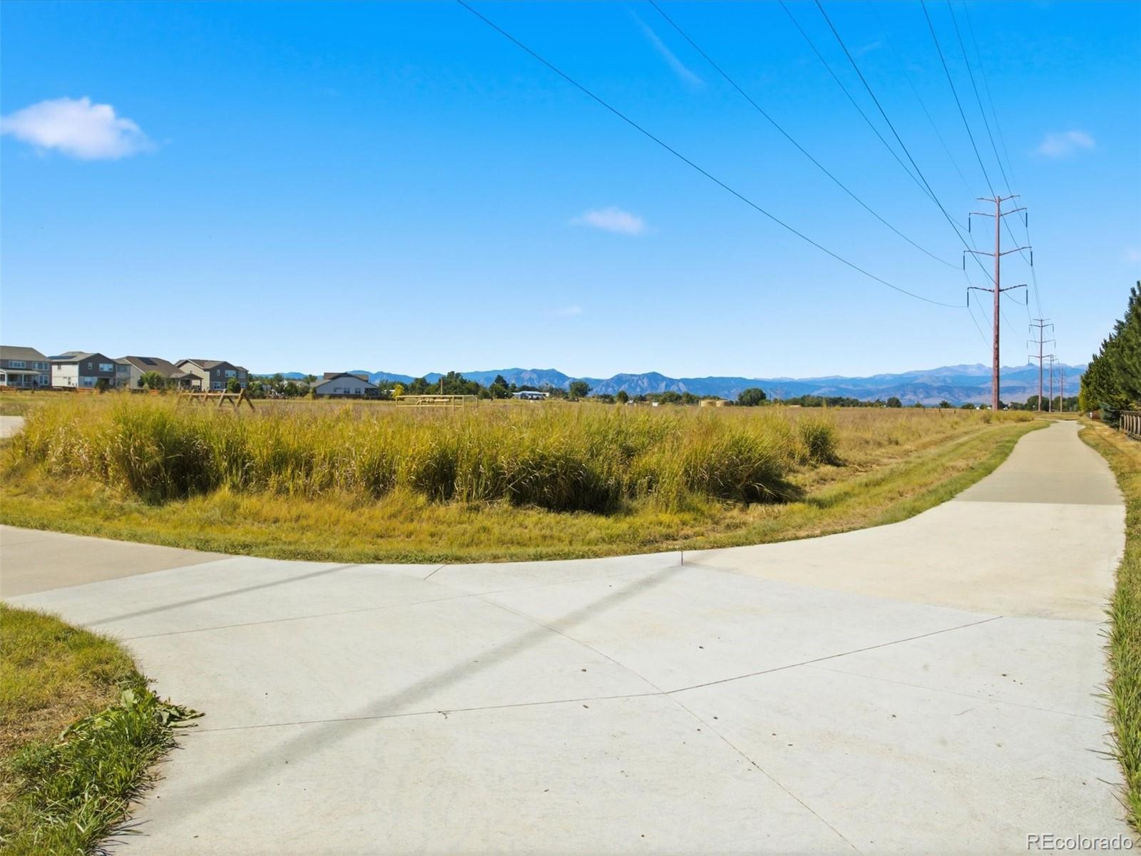MLS Image #16 for 1021  village circle,erie, Colorado