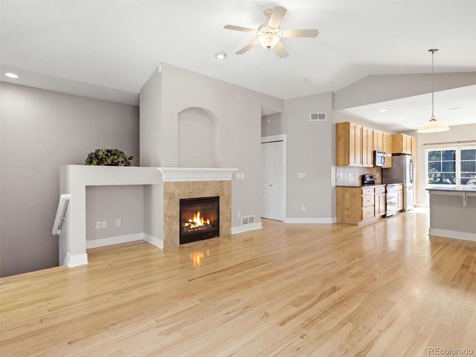 MLS Image #4 for 1021  village circle,erie, Colorado