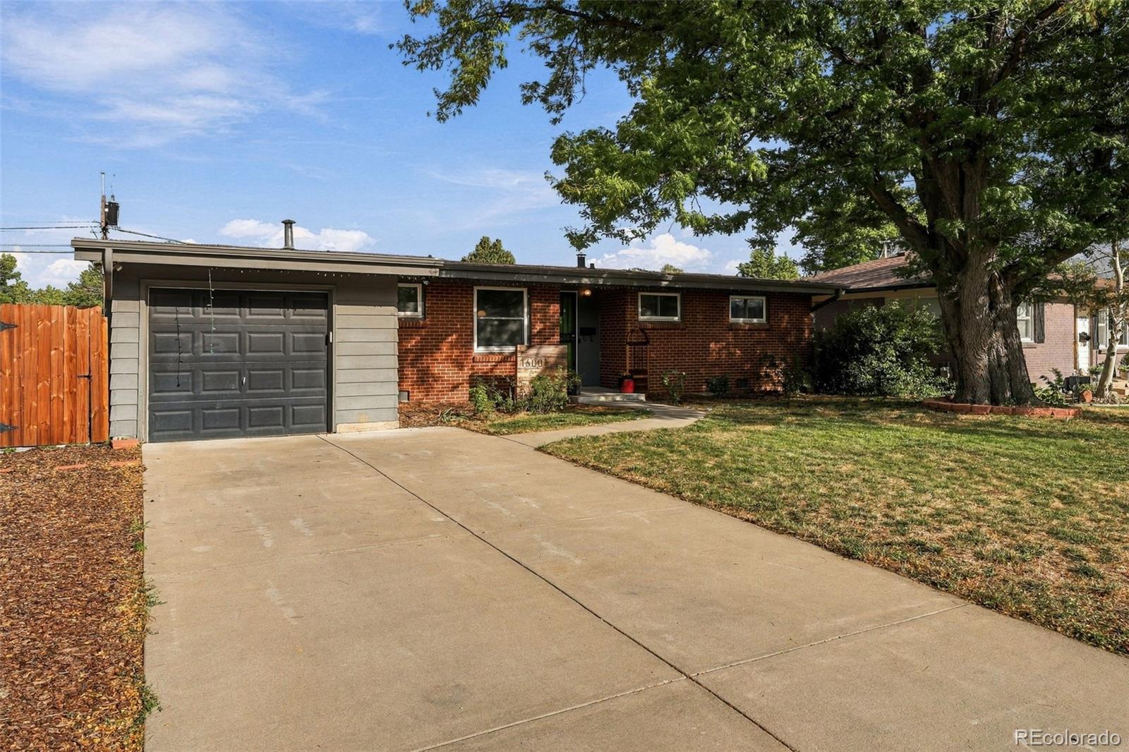 MLS Image #39 for 1600 s perry street,denver, Colorado