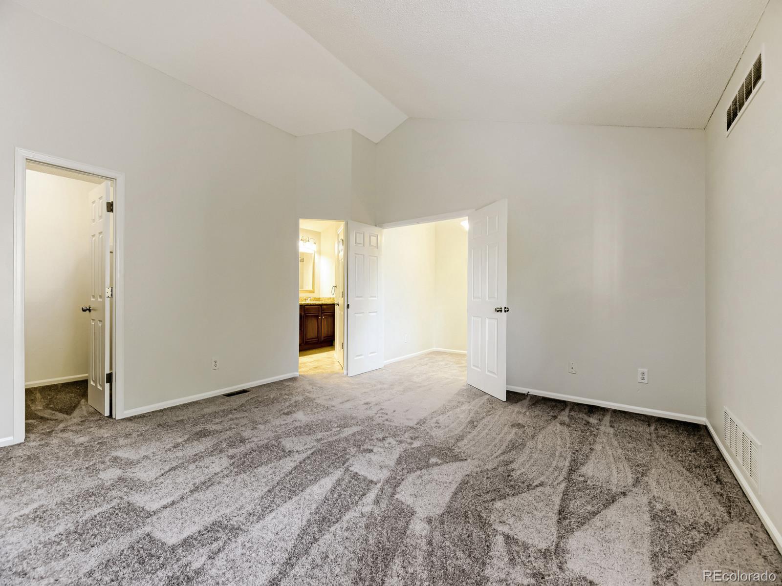 MLS Image #12 for 3147 s ulster street,denver, Colorado