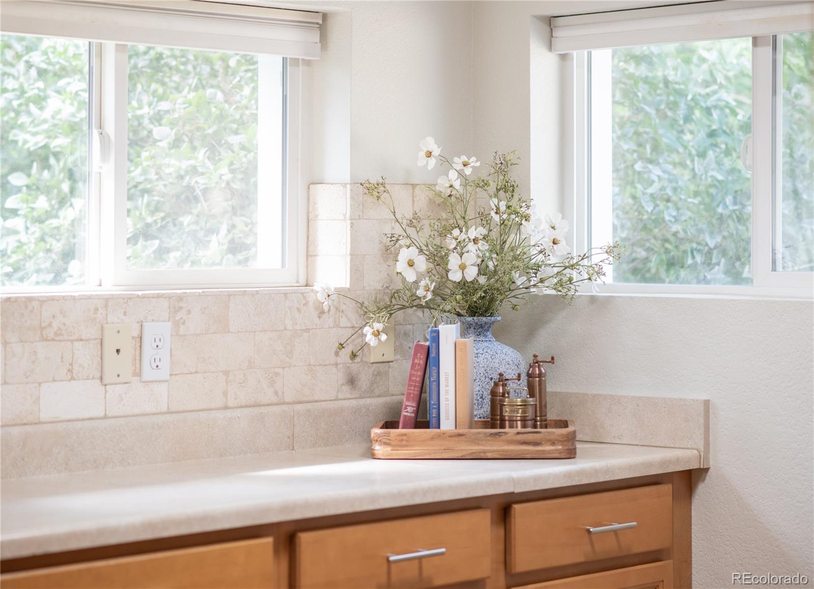 MLS Image #10 for 3201 e jewell avenue,denver, Colorado