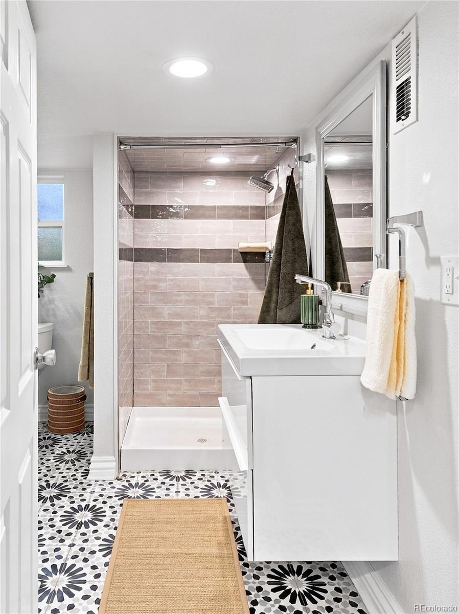 MLS Image #21 for 3201 e jewell avenue,denver, Colorado