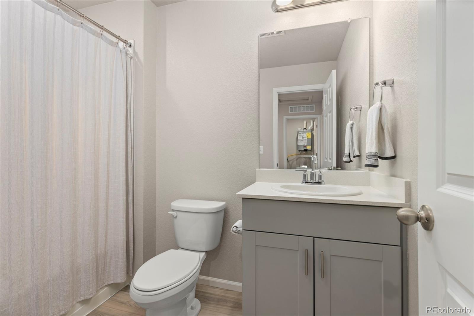 MLS Image #18 for 6078 n lisbon street,aurora, Colorado