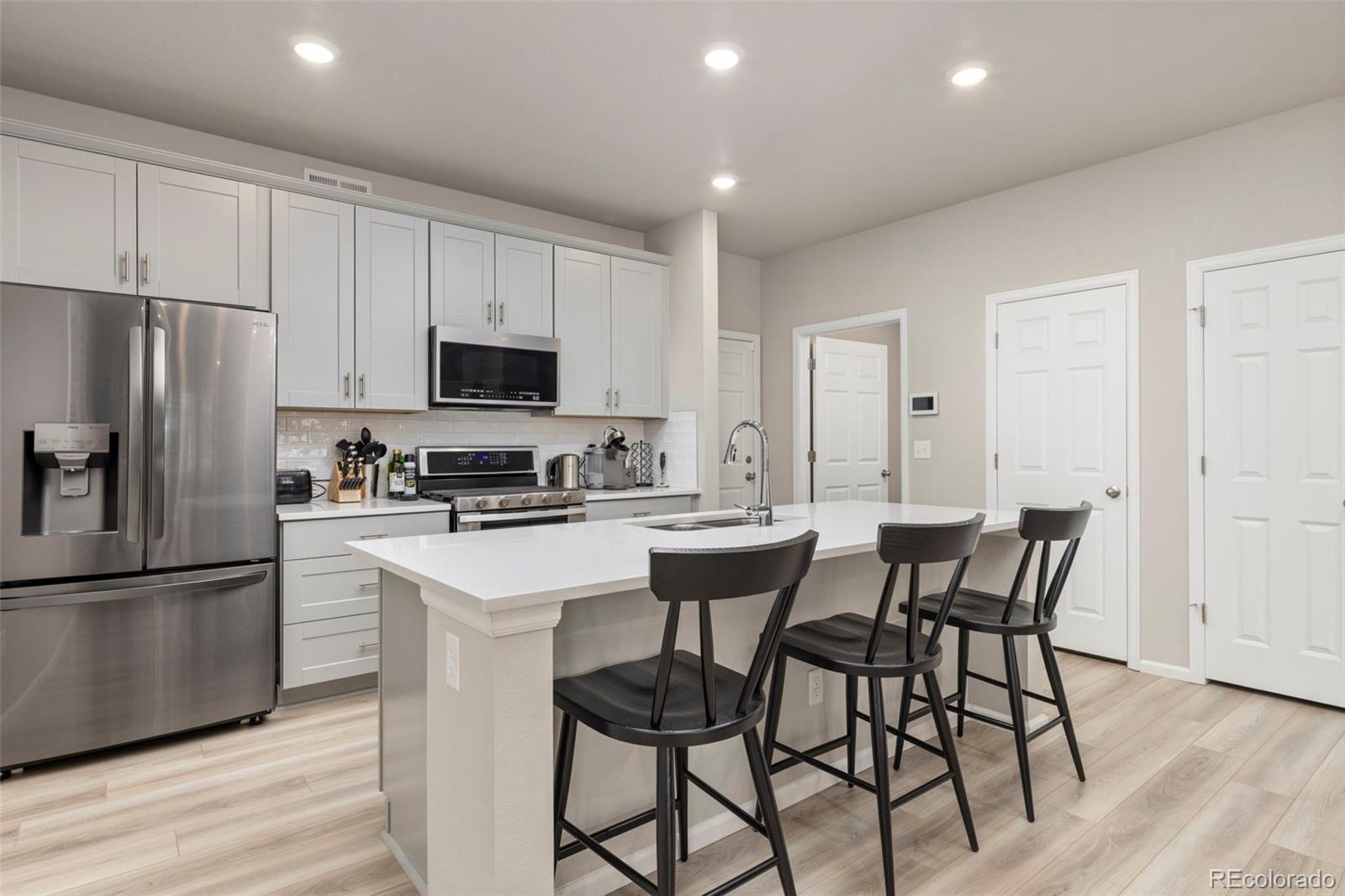 MLS Image #7 for 6078 n lisbon street,aurora, Colorado