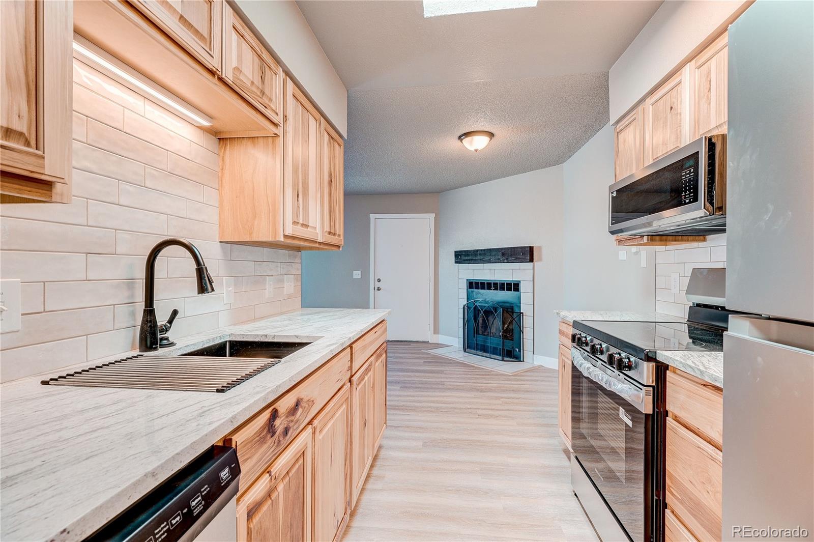 MLS Image #3 for 1820  newland court 312,lakewood, Colorado