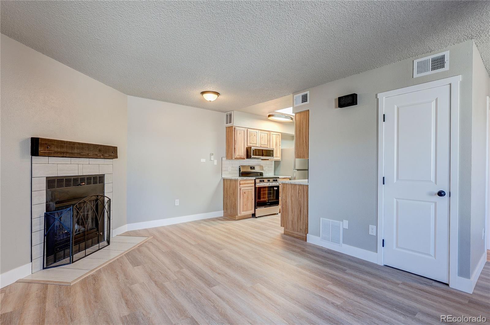 MLS Image #4 for 1820  newland court 312,lakewood, Colorado