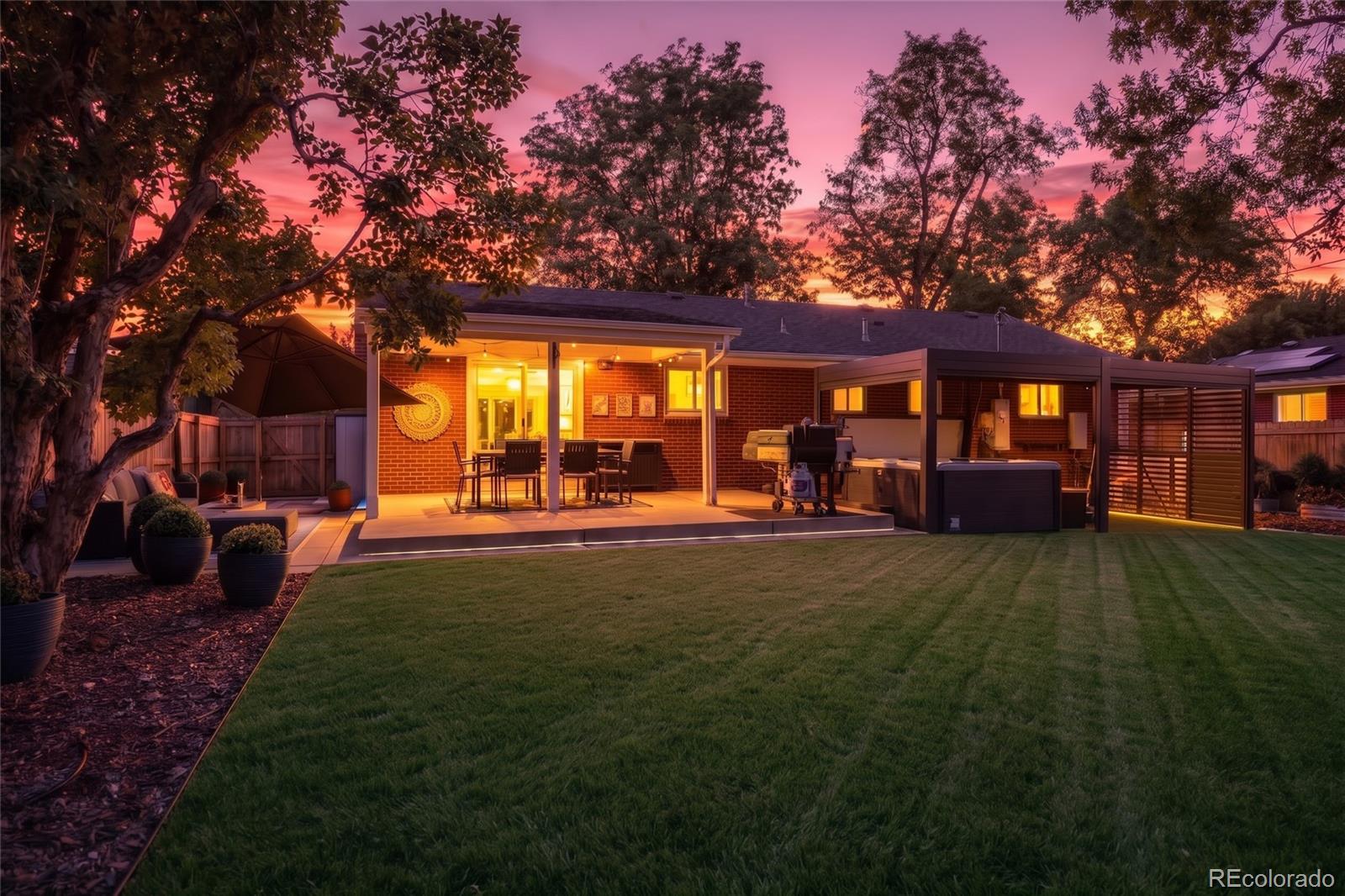 MLS Image #2 for 980 s hudson street,denver, Colorado