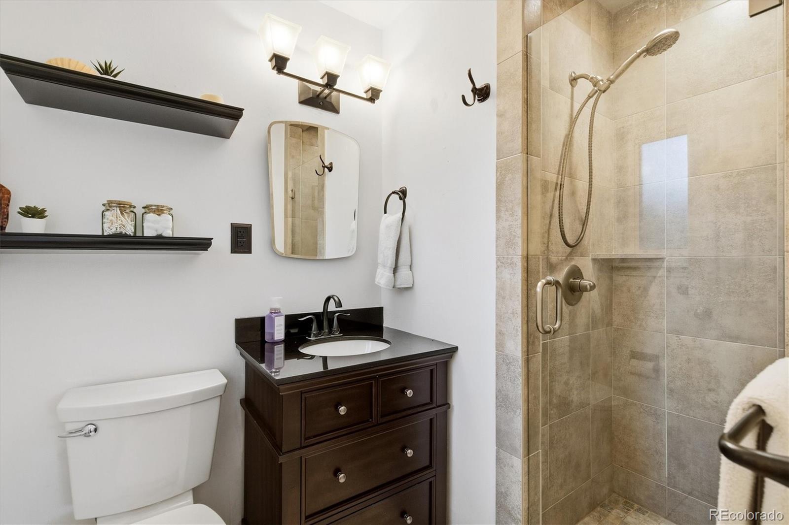 MLS Image #22 for 980 s hudson street,denver, Colorado