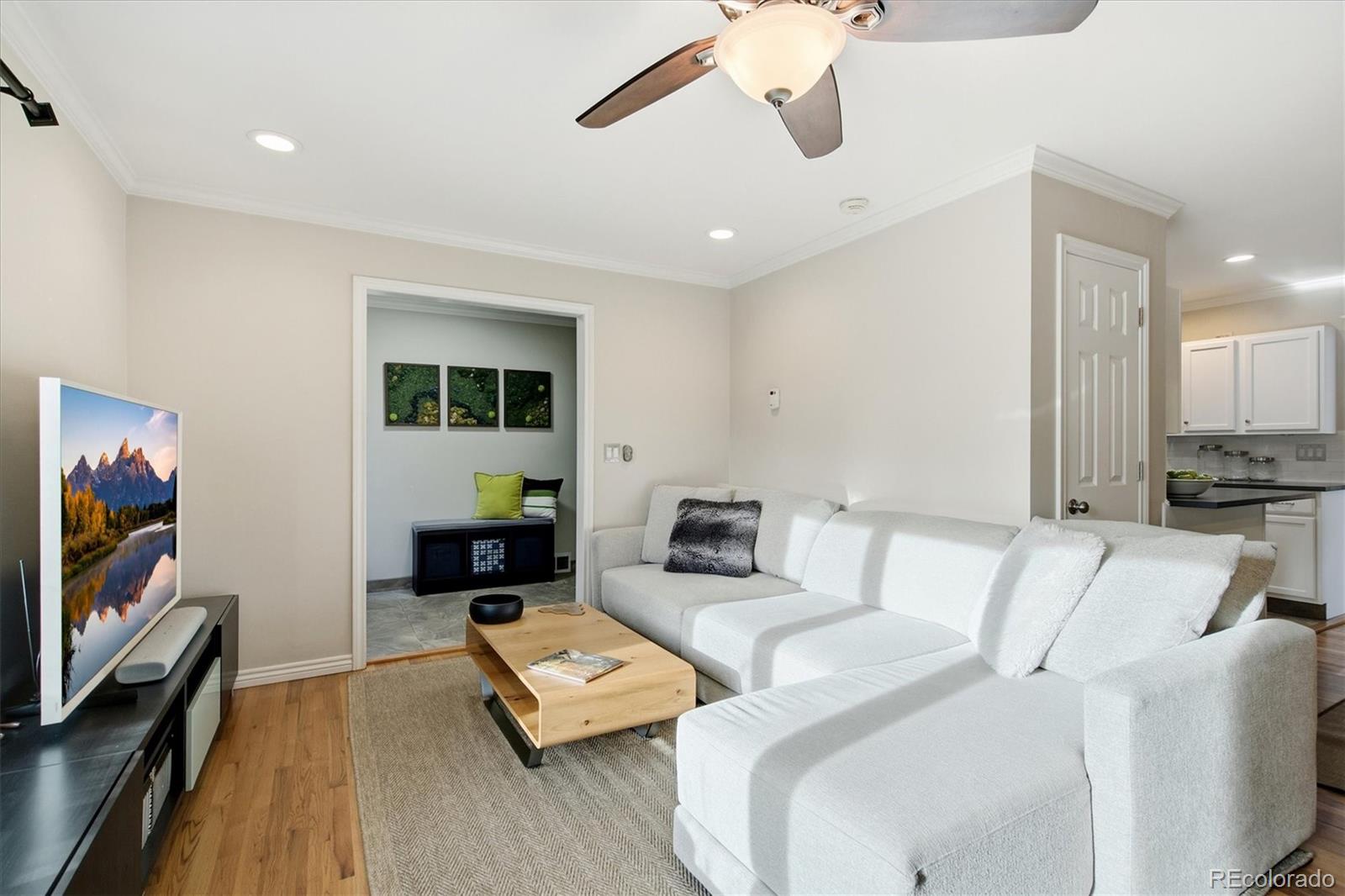 MLS Image #6 for 980 s hudson street,denver, Colorado