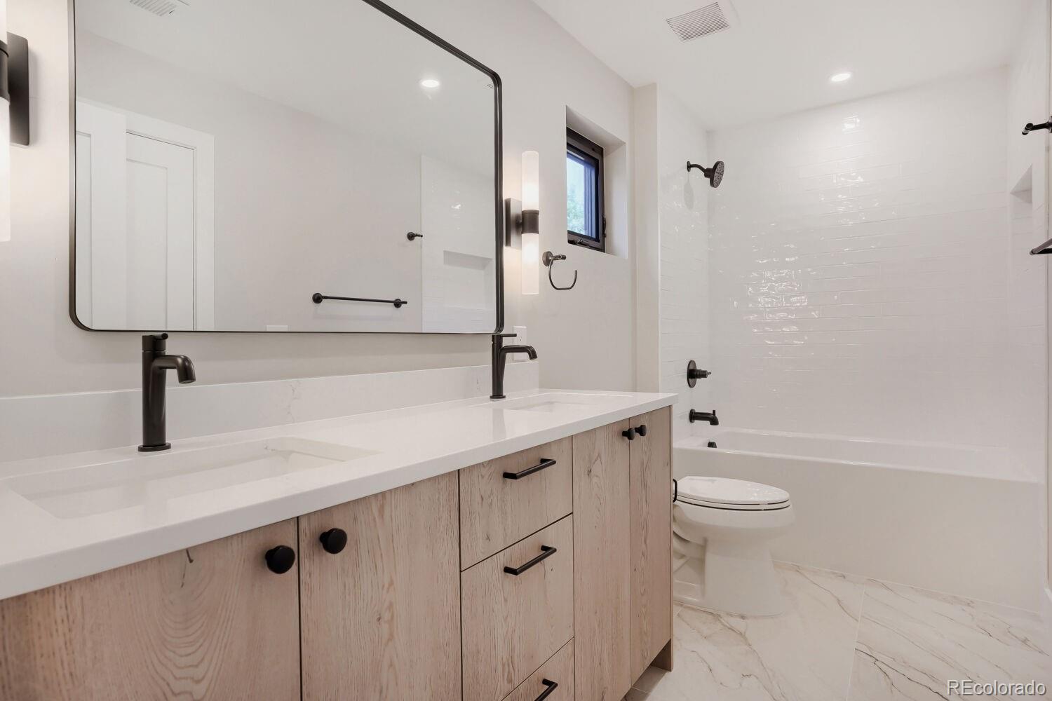 MLS Image #16 for 3309 w 20th avenue,denver, Colorado