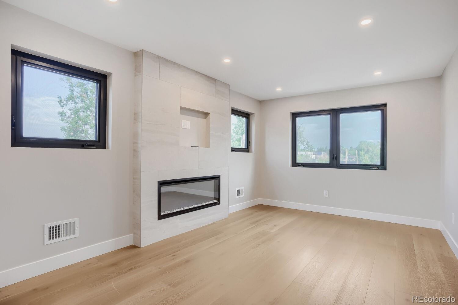 MLS Image #18 for 3309 w 20th avenue,denver, Colorado
