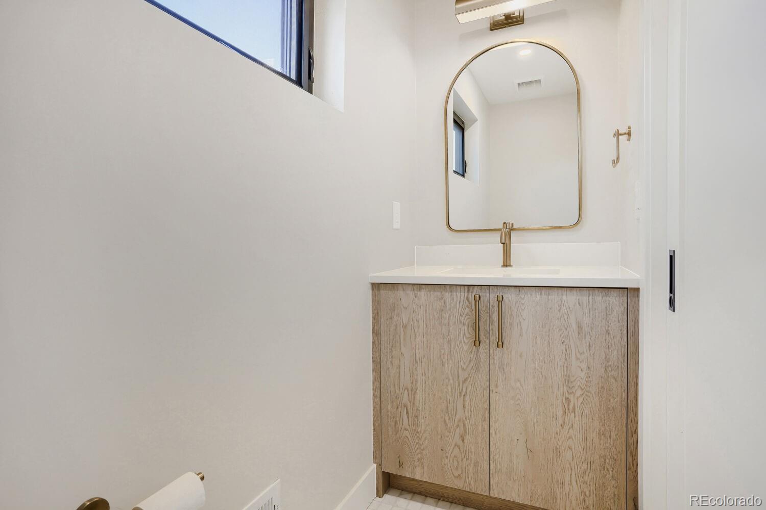 MLS Image #20 for 3309 w 20th avenue,denver, Colorado