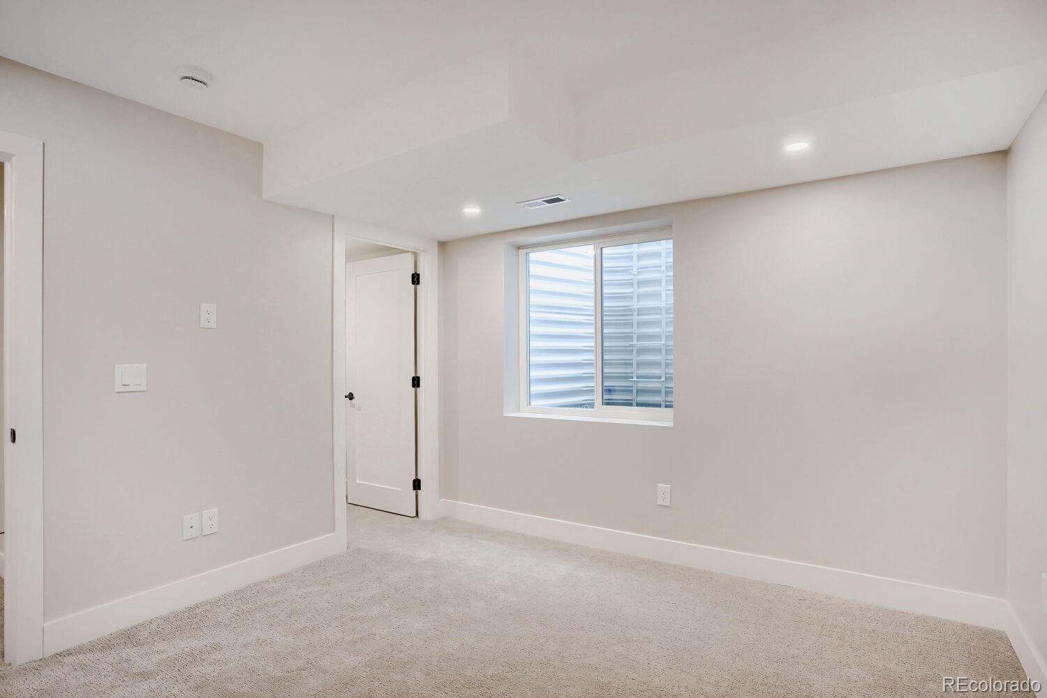 MLS Image #25 for 3309 w 20th avenue,denver, Colorado