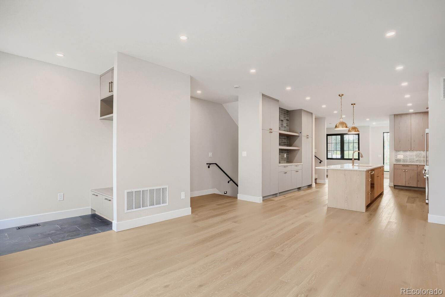 MLS Image #8 for 3309 w 20th avenue,denver, Colorado