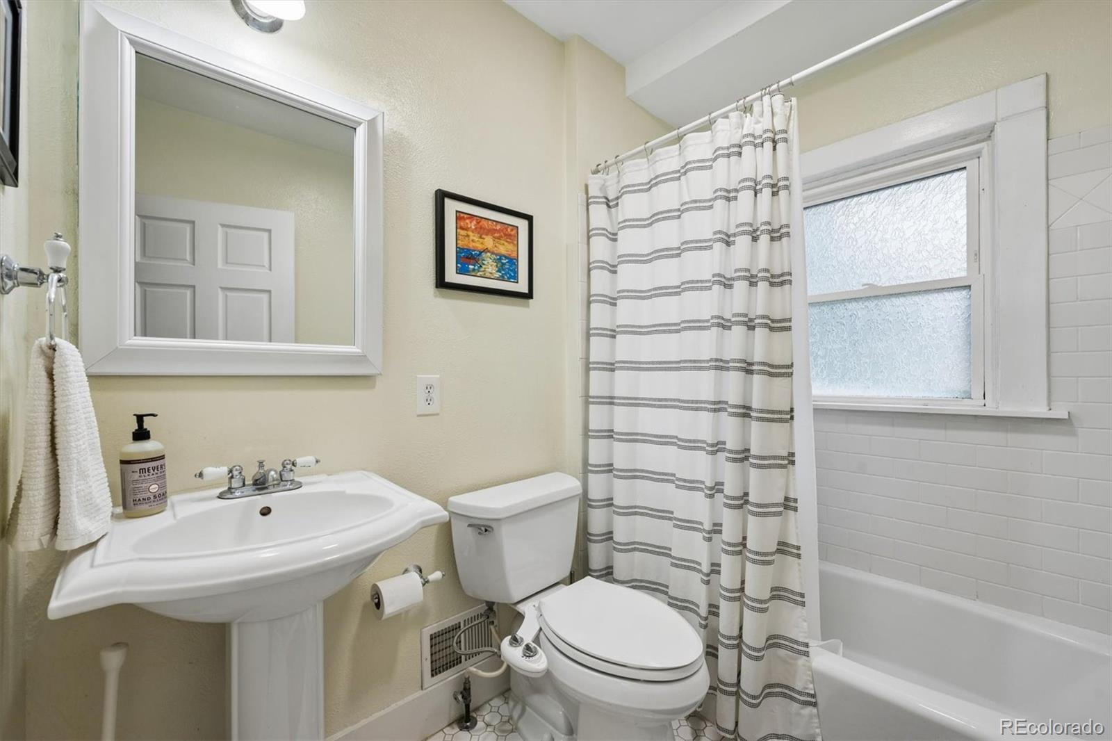 MLS Image #19 for 2665  dahlia street,denver, Colorado