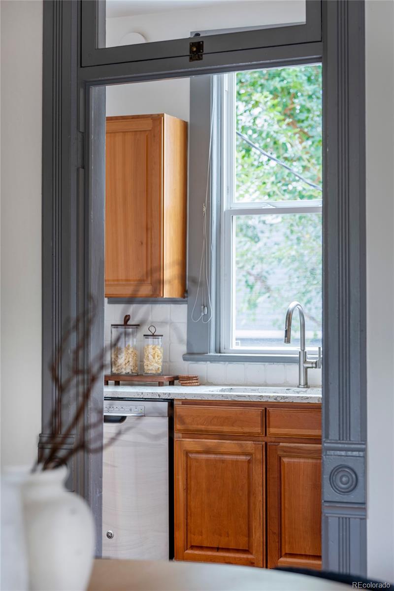 MLS Image #15 for 1938 w 34th avenue,denver, Colorado