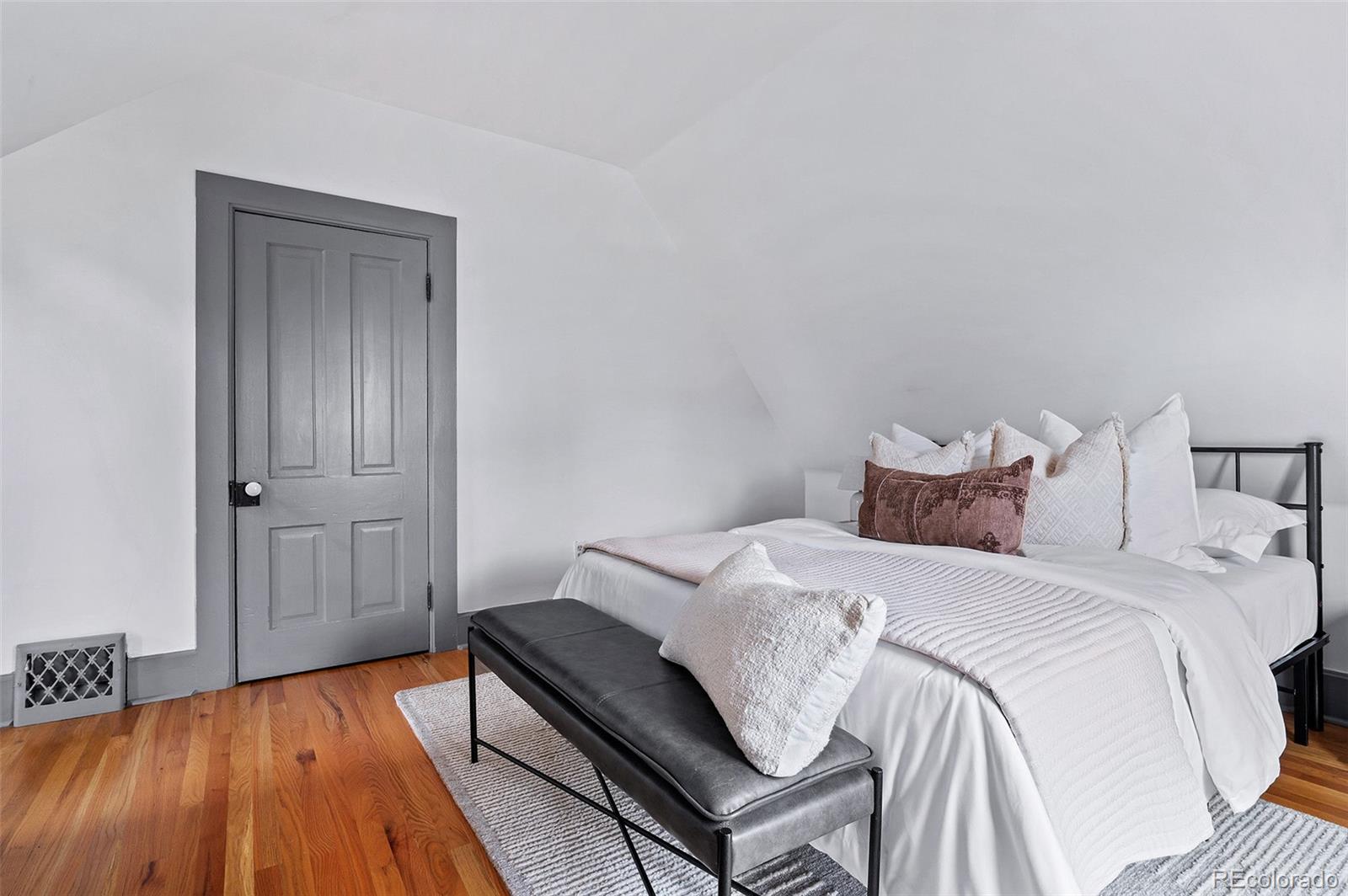 MLS Image #25 for 1938 w 34th avenue,denver, Colorado